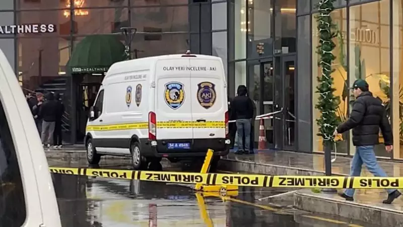 Zeytinburnu'nda Kargo Paketi Patladı: 2 Kişi Yaralandı!