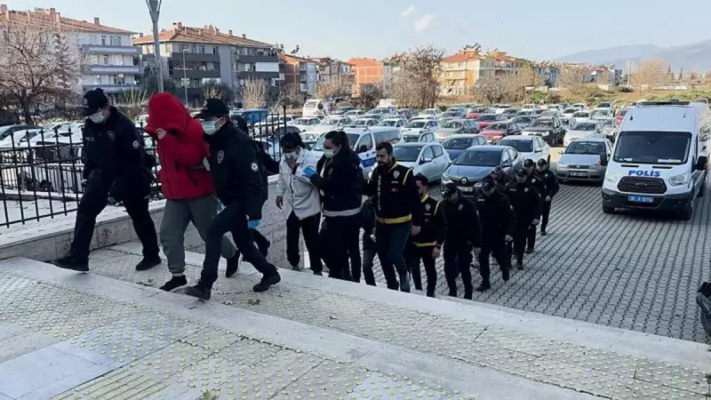 İzmir Ödemiş'te Fuhuş Operasyonu: 8 Kişi Tutuklandı, 110 Bin TL Ele Geçirildi