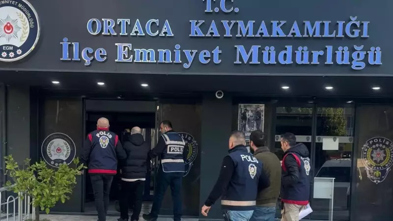 İzmir-Muğla Göçmen Kaçakçılığı Ağı Çökertildi: 4 Tutuklama