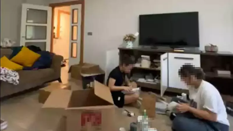 İzmir'de Öğrencilere Ev Temizleten Öğretmene Soruşturma ve Görevden Uzaklaştırma