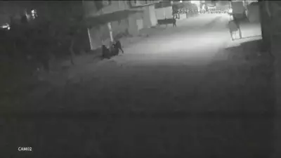 Adana'da Dehşet: 57 Yaşındaki Kadın Yeğenini Kurtarmak İsterken 5 Kişi Tarafından Darp Edildi