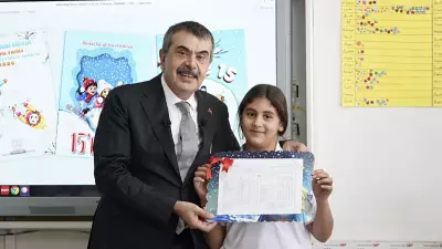 Bakan Tekin'den CHP'ye Sert Yanıt: Atatürk Fotoğrafı İddialarını Yalanladı