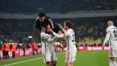 Beşiktaş 7 Maçtır Yenilmiyor! Fenerbahçe'yi 2-1 Yendi