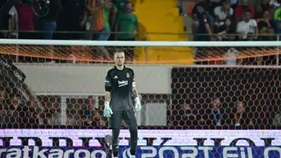 Beşiktaş Mert Günok ile yolları ayırdı, yeni kaleci anlaşması tamam!