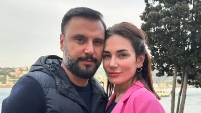 Buse Varol ve Annesi Dubai'de: Sosyal Medyayı Sallayan Poz