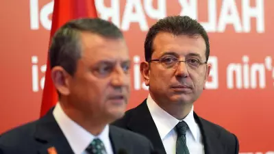 CHP'de İktidar Mücadelesi: Özel ve İmamoğlu Aday Ofisi'nde Karşı Karşıya