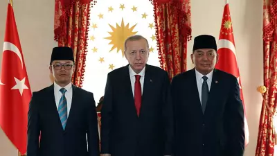 Cumhurbaşkanı Erdoğan, Endonezya'dan Gelen Bakanları Dolmabahçe'de Ağırladı