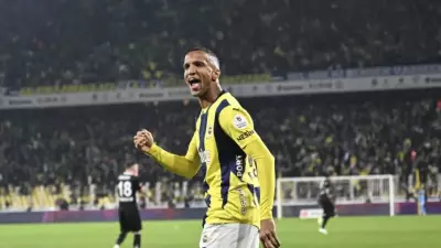 Fenerbahçe'de Rodrigo Becao'nun Yeni Adresi Netleşiyor: Süper Lig'de Kalabilir!