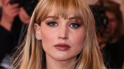Jennifer Lawrence Mutlu Evlilik Sırrını Açıkladı: 15 Dakika Kuralı