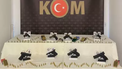 Kocaeli ve İstanbul'da Şafak Operasyonu: 15 Gözaltı, Silahlar Ele Geçirildi
