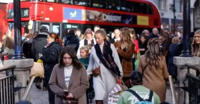 İngiltere'de İşsizlik Kasım'da %5.1'e Yükseldi: Ekonomik Zorluklar Sürüyor