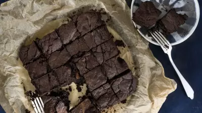 Pastanelerin Sırrı Açıklandı: Evde Tam Kıvamında Brownie Nasıl Yapılır?