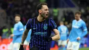 Hakan Çalhanoğlu'nun Golü Inter'i Kazandıramadı: Napoli ile 2-2 Beraberlik