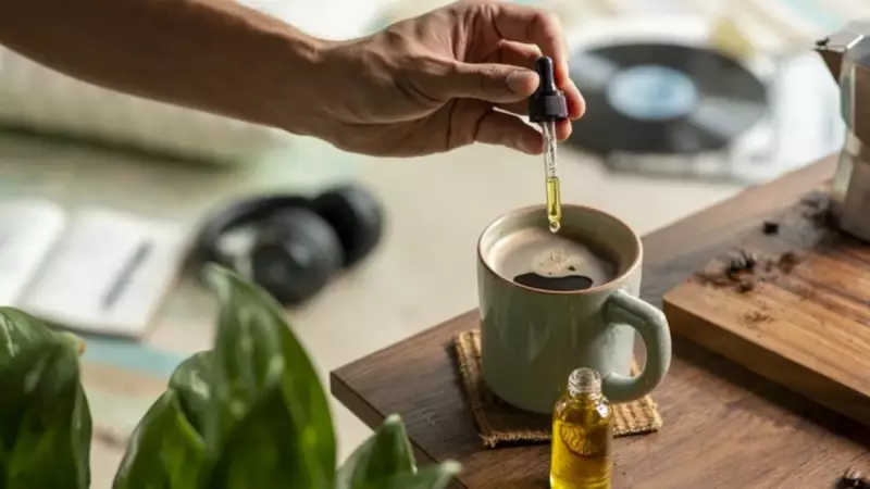 İş Arkadaşının Sırlarını Açığa Çıkarmak İçin 'Doğruluk Serumu' Kullandı: Gerçekler Ortaya Çıktı!