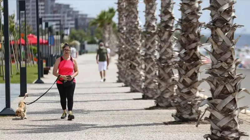 18 Temmuz Cuma Hava Durumu: İstanbul, Ankara, İzmir İçin Sıcak ve Güneşli Bir Gün Bekleniyor!