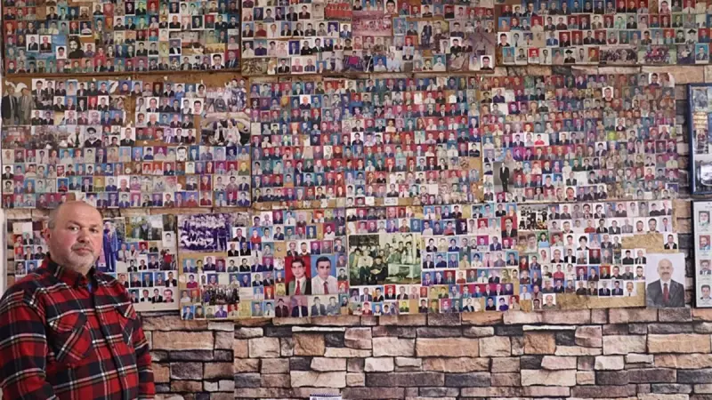 28 Yılda 3 Bin Adet Topladı! Her Gelen Müşterisinden İstediği Şey Şaşırttı