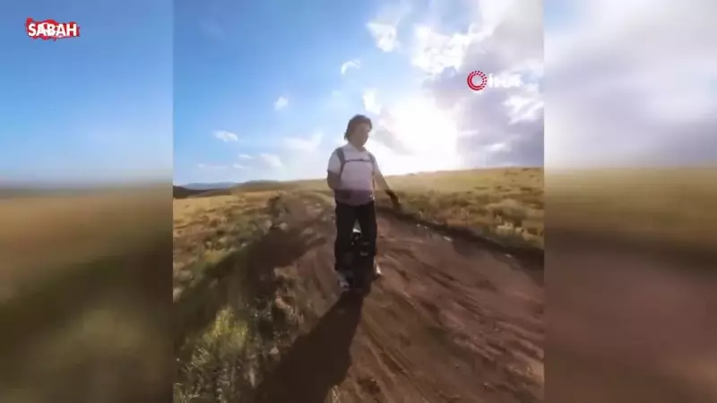 Adrenalin Dolu Bir Yarış: Tek Teker ve Atın Nefes Kesen Mücadelesi!