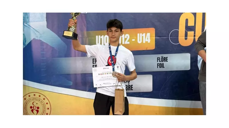 Ağaç Dallarıyla Başladığı Eskrimde Türkiye Şampiyonu Oldu: Süer Bulut, Van'ın İlk Milli Eskrimcisi!