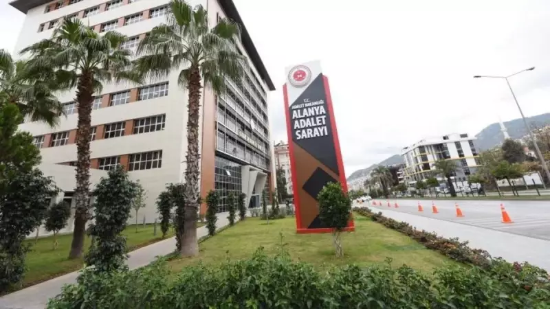 Alanya Göç İdaresi'nde Rüşvet Skandalı: İddialar Çığ Gibi Büyüyor!