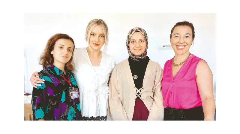 Anadolu'nun Renkleri Dünyaya Açılıyor: Yabancı Tasarımcılar Geleneksel Kumaşlarla Buluştu!