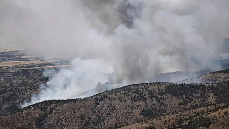 Ankara'da Eymir Gölü Çevresinde Çıkan Yangına Çok Sayıda Ekip Müdahale Ediyor!