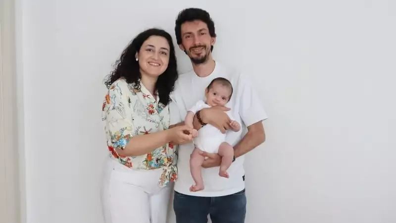 Ankara'daki Yangında Hayatını Kaybeden Anne ve Bebeği Kahramanmaraş'ta Toprağa Verildi: Gözyaşları Sel Oldu