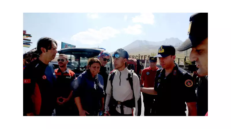 Anne Endişesiyle Mucize Kurtarma: Erciyes'te Mahsur Kalan Dağcıya Ulaşıldı!