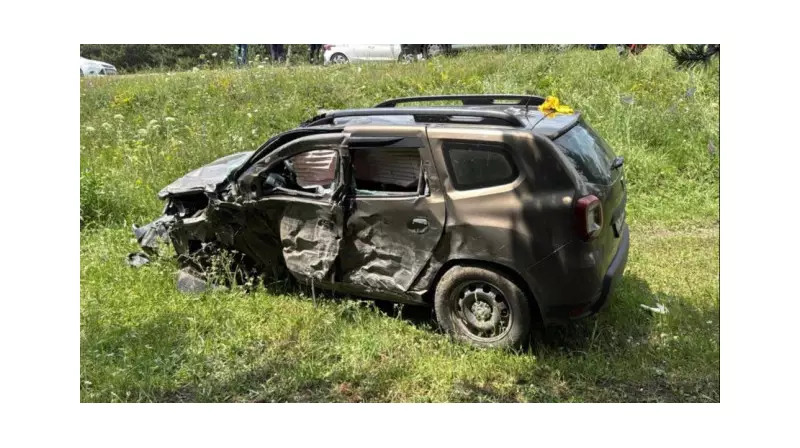 Ardahan'da Korkunç Kazada 5 Kişi Yaralandı: Tır ile Otomobil Çarpıştı!