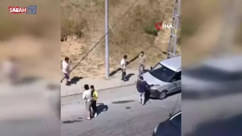 Arnavutköy'de İki Kişi Arasında Patlak Veren Tuhaf Kavga: Kameralara Böyle Yansıdı!