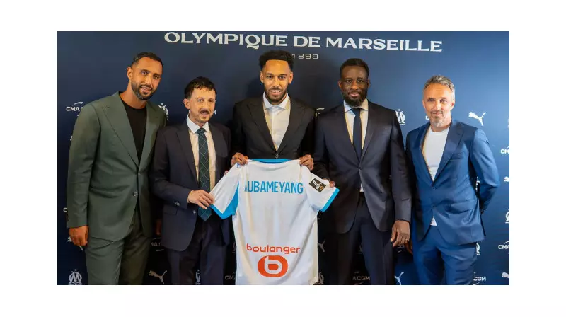 Aubameyang Marsilya'da Yeni Macerasına İmza Attı: İşte Detaylar!