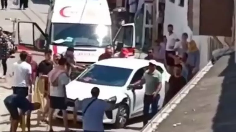 Balıkesir’de Ambulansın Önünü Kapatan Sürücü: ‘Acil Durum’u Anlamayan Zihniyet!