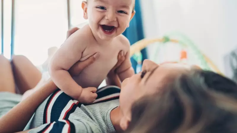 Bebeğiniz Sizi Ne Zaman Tanır? İşte Anne Yüzünü Ayırt Etme Süreci!