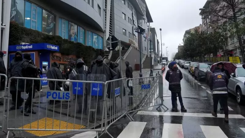 Beşiktaş Esnafı Yeni Çöp Vergisiyle Boğuşuyor: 'Bu Kadarı da Fazla!'