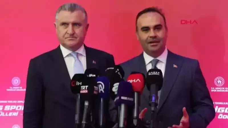 BIGG Spor Ödülleri'nde Yıldızlar Geçidi: Kimler Hangi Ödüllerle Onurlandırıldı?