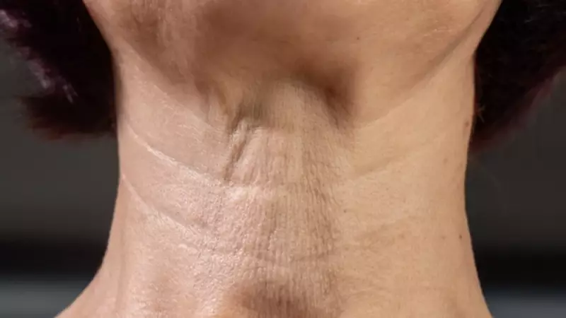 Boynunuz Yaşlanmanın Anahtarı Mı? Uykudan Önce Yapacağınız Bu Basit Şeylerle Genç Kalın!