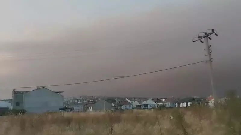 Bursa'da Korkutan Manzara: Gökyüzünden Küller Yağıyor, Şehir Duman Altında!