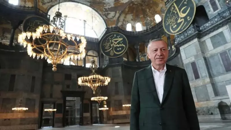 Cumhurbaşkanı Erdoğan'dan Duygu Yüklü Ayasofya Paylaşımı: 'Rabbime Şükürler Olsun!'