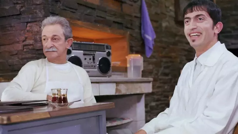 Dincel ile 'Ekmek Teknesi'nde Yaşananlar: O Fotoğrafın Arkasındaki Sır Perdesi Aralandı!