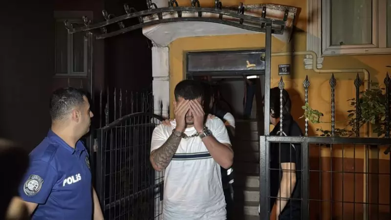 Edirne'de Bir Apartman Dairesinde 26 Düzensiz Göçmen Yakalandı: İşte Detaylar!