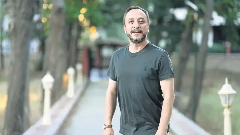 Emin'in 'Hiç Kirlenmemiş Su Gibi' Albümüyle Müzik Dünyasında Yeni Bir Soluk