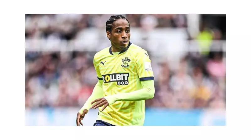 Eski Fenerbahçeli Yıldızın Skandal Gecesi: Tabak Kırdı, 200 Bin TL Ödedi!