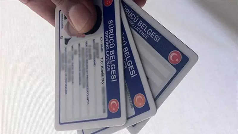 Eski Tip Ehliyetler İçin Son Fırsat! Yenileme Ücretleri 15 TL'den 7.438 TL'ye Fırlıyor