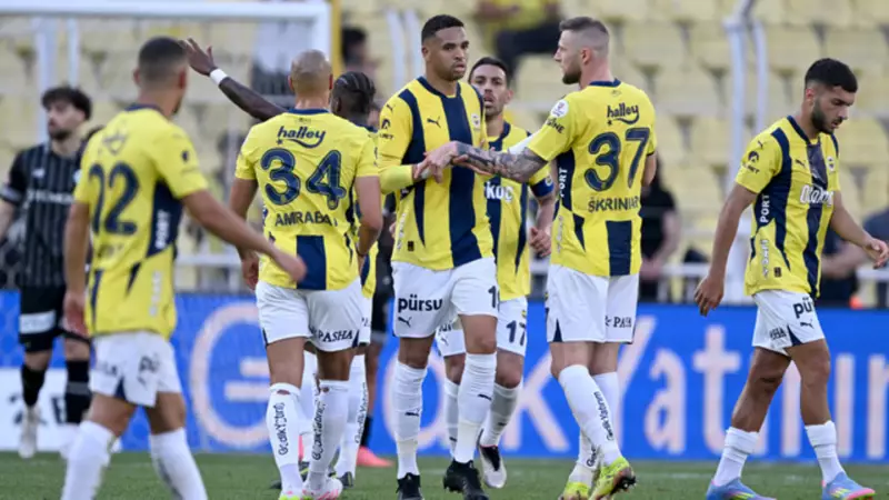 Fenerbahçe, Benfica ile Hazırlık Maçında Sahne Alacak: İşte Detaylar!