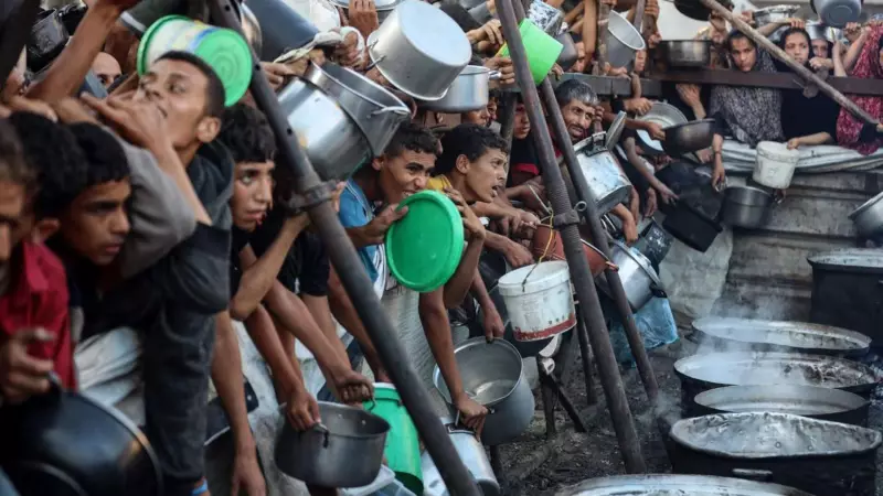 Gazze'de Açlık Kıskacında: 'Bir Torba Un İçin Ölmeye Razıyım' Çığlığı