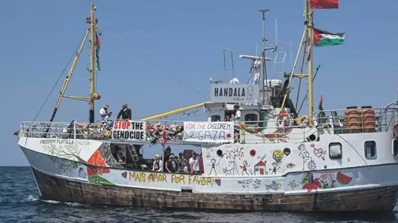 Gazze'ye Yardım Gemisine Korsan Saldırısı: İnsani Yardım Engellendi!