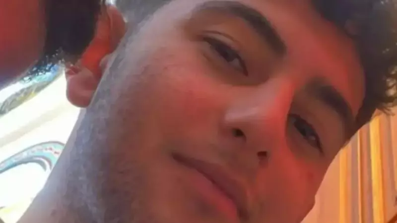 Genç Adamın Başına Düşen Mermer Parçası Hayatına Mal Oldu!