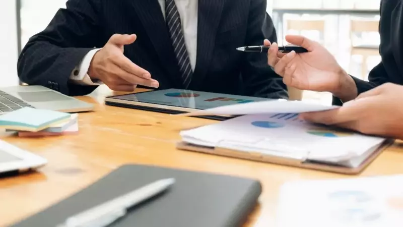 Hak-İş Başkanı'ndan Çarpıcı Açıklama: 'Alacaklarımızı Alamadık, Borçlu Duruma Düştük'