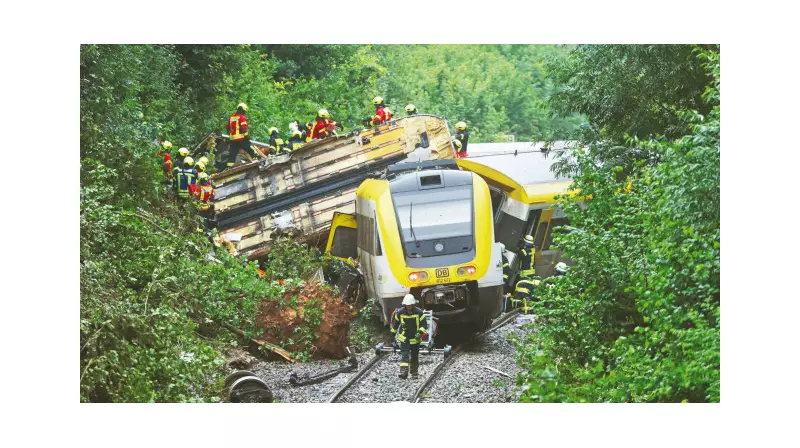 Heyelan Şüphesiyle Sarsılan Tren Kazası: Yolcular Korku Dolu Anlar Yaşadı!