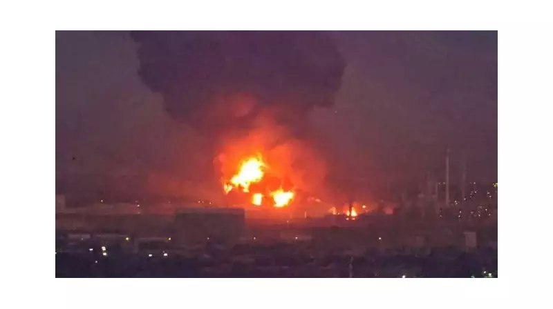 İran'ın Dev Petrol Rafinerisinde Alevler Yükseldi: Büyük Panik Yaşandı!