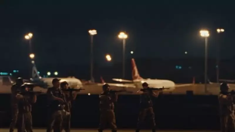 İrina Shayk'dan İstanbul Paylaşımı: Yazın Tadını Çıkarıyor!